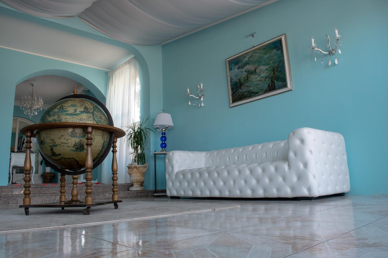 Hotel Porto Azzurro Giardini Naxos Ngoại thất bức ảnh